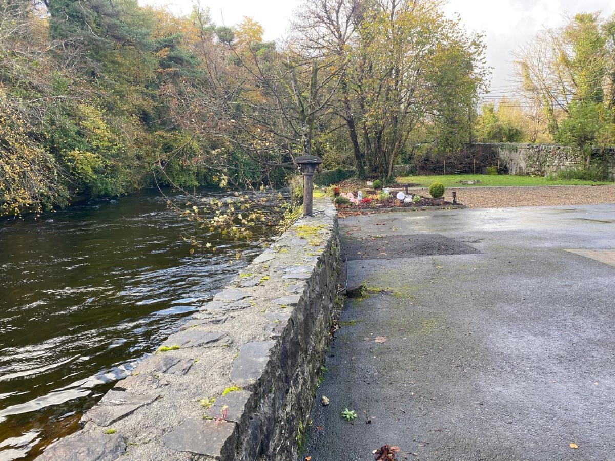 Salmon Weir Lodge Cong Exterior foto