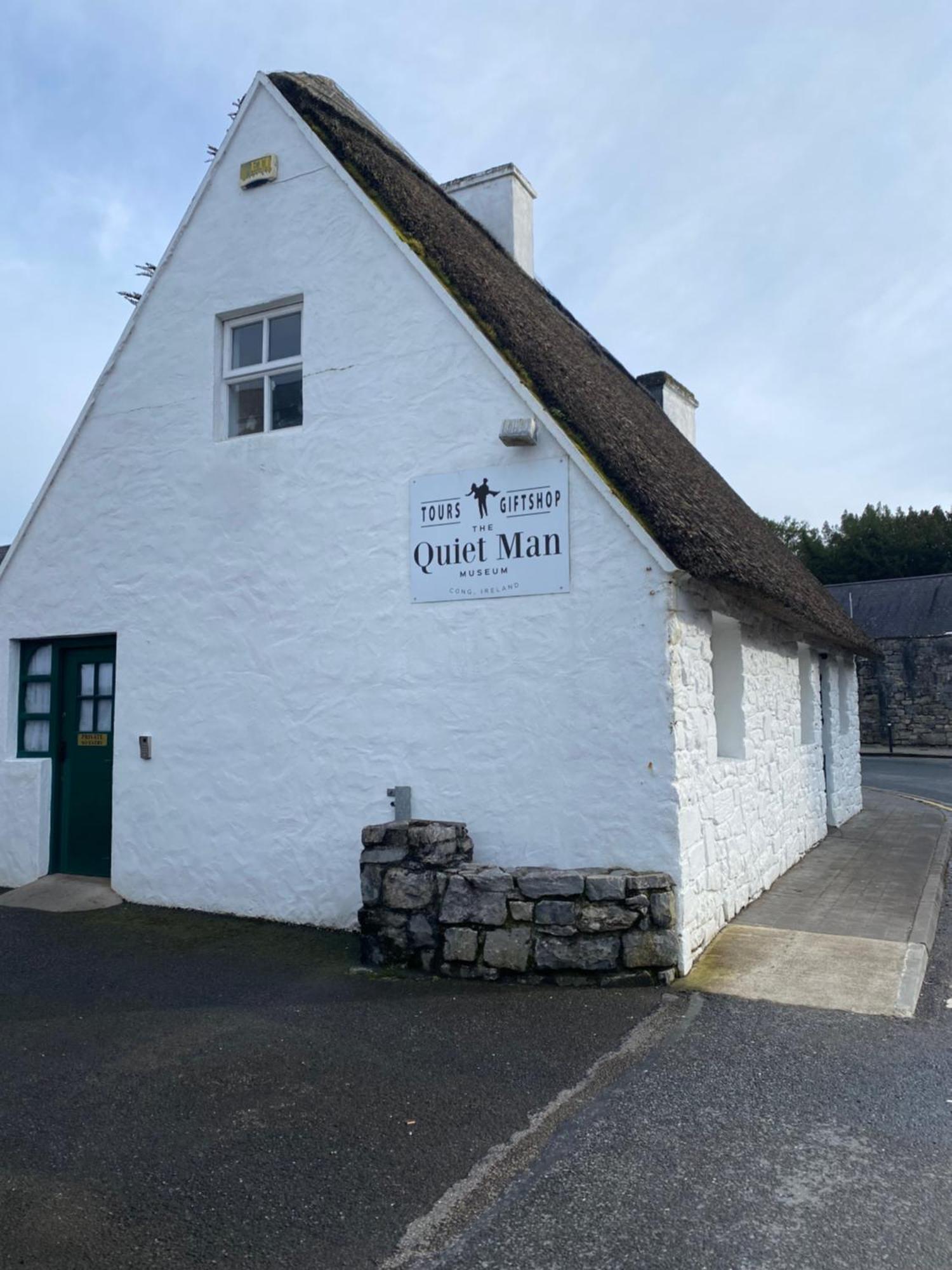 Salmon Weir Lodge Cong Exterior foto